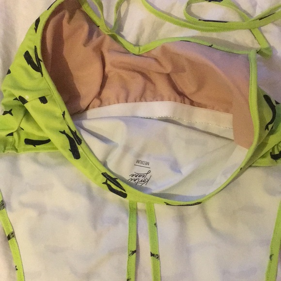 M Nwot whales tied up top - Picture 3 of 4